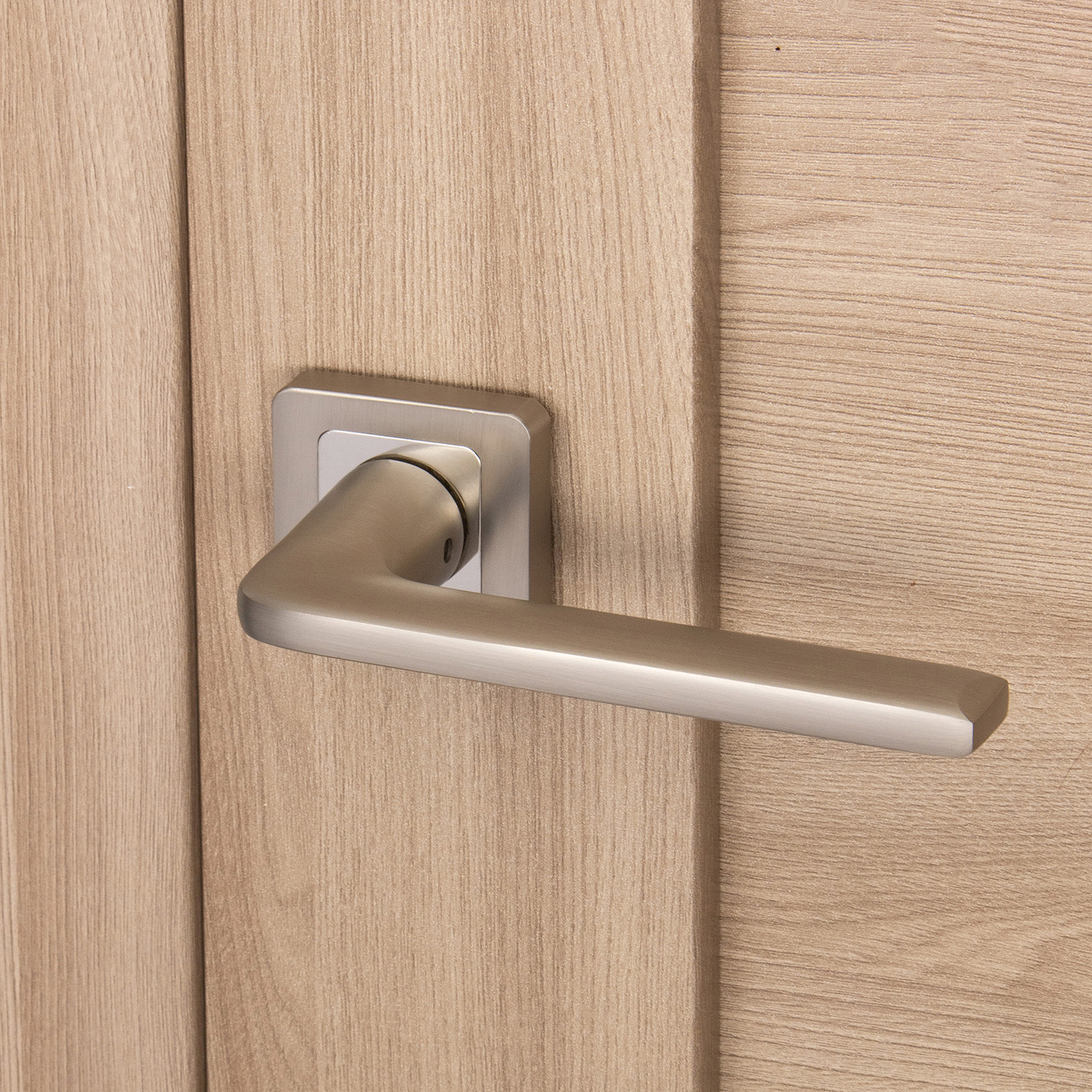 Ручка раздельная НИКЕЛЬ суперматовый H-22112-NISM Slim Code Deco *1/18