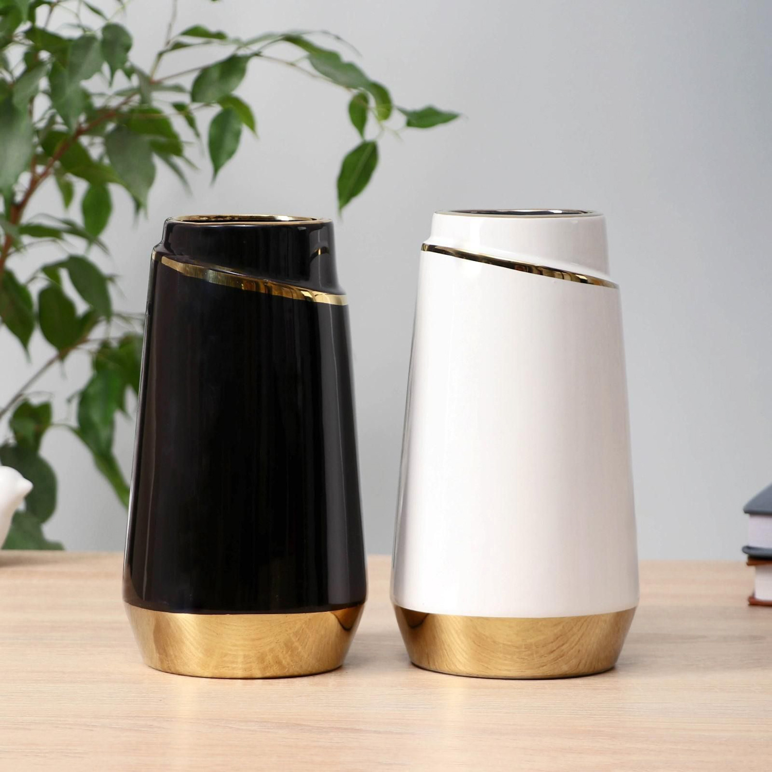 Ваза керамика настольная "Адэр" классика, 8х20 см, микс 5372615 Ваза керамика настольная "Адэр" классика, 8х20 см, микс 5372615