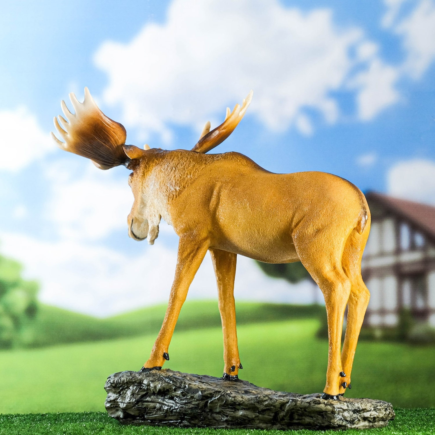 Садовая фигура "Лось на камне" 49х52х30см 7426200