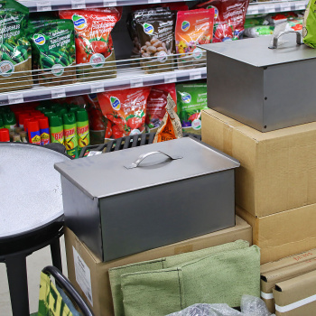 Коптильня BOYSCOUT, 40х28х16 см, 2 яруса