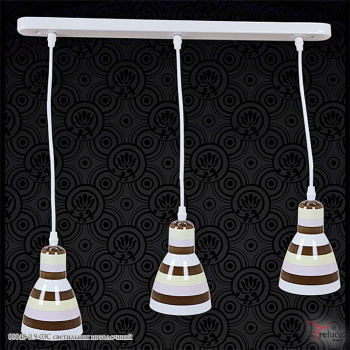 Люстра Reluce 08048-0.9-03C, E27, 3 лампы, 60 Вт, цвет белый Люстра Reluce 08048-0.9-03C, E27, 3 лампы, 60 Вт, цвет белый