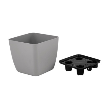 Кашпо пластм. "Vienna" 1,5л 130х130мм h120мм со вставкой Француз. платан IG680310105*1/10